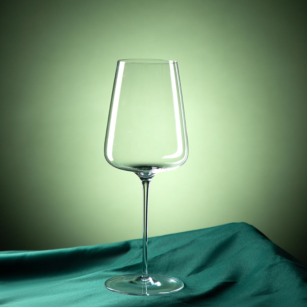 Elevate Your Wine Experience with the Crystal Glass Wine Glass Gift Set